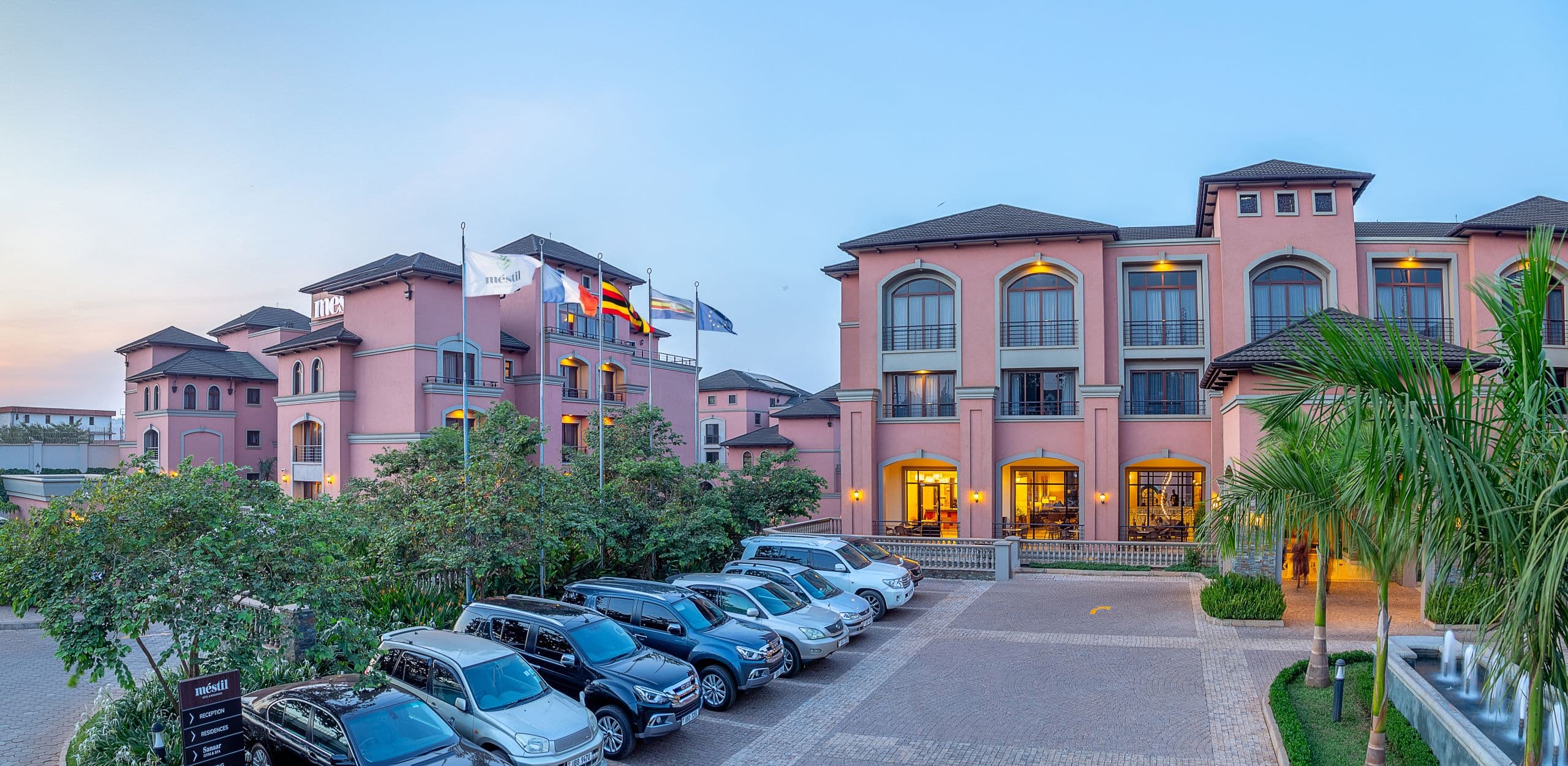 Arrival drive entrance