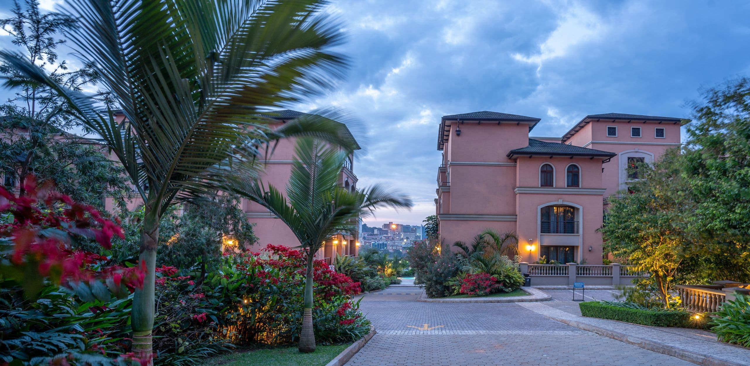 Sky lounge with city view